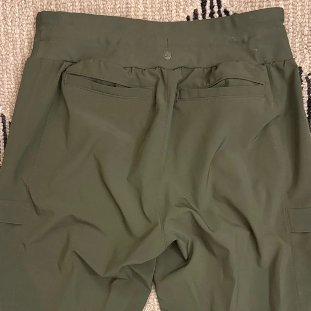 CALIA by Carrie Underwood Olive Ankle Joggers - Picture 8 of 8